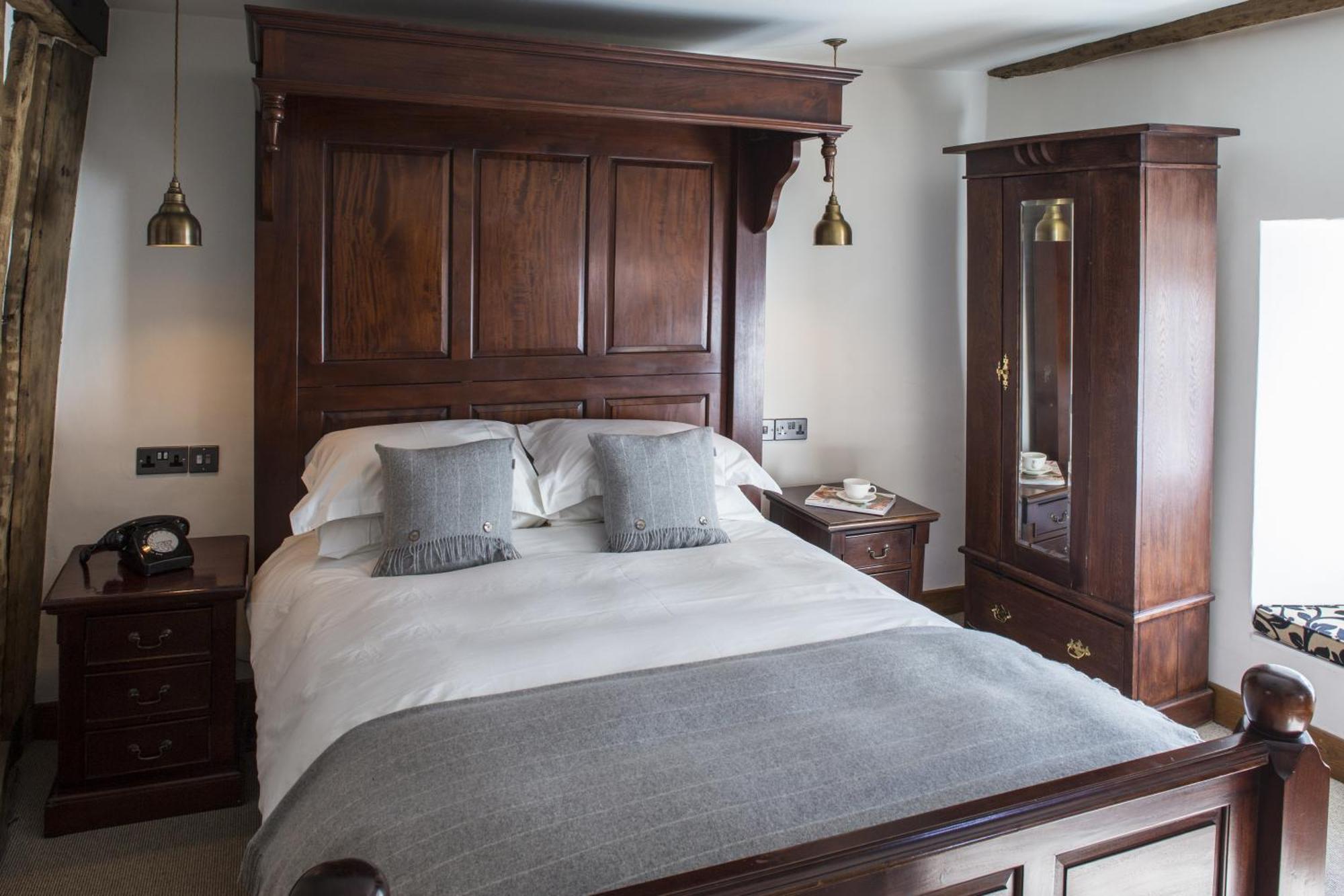 Tudor Farmhouse Hotel Clearwell Room photo